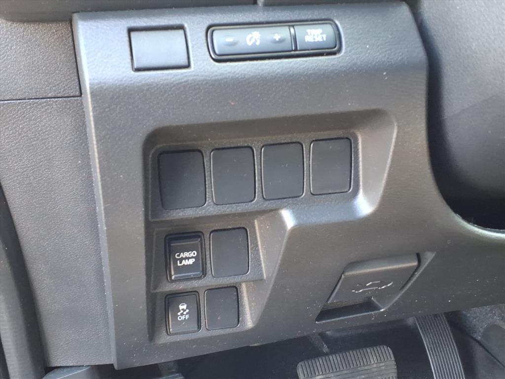 2024 Nissan Frontier S photo 16