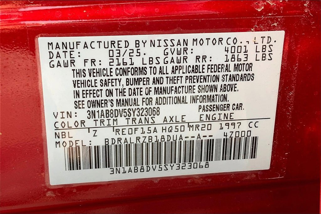 2025 Nissan Sentra SR photo 11