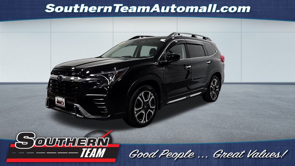 2024 Subaru Ascent Touring's photo