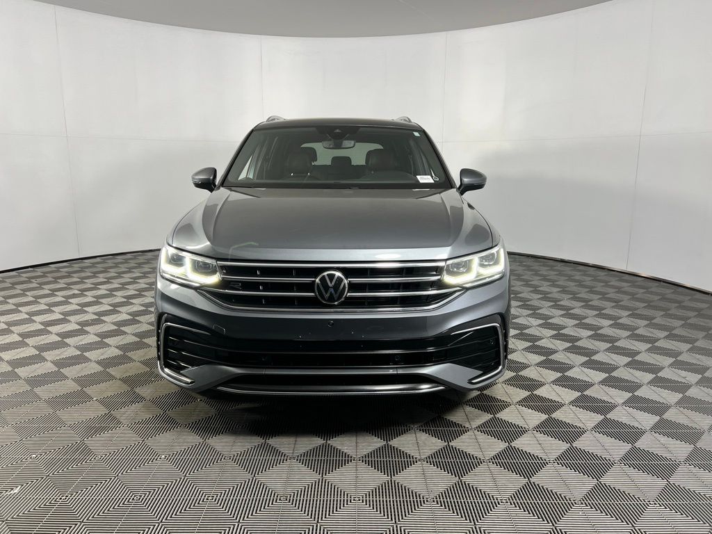 2022 Volkswagen Tiguan SEL Premium R-Line photo 8