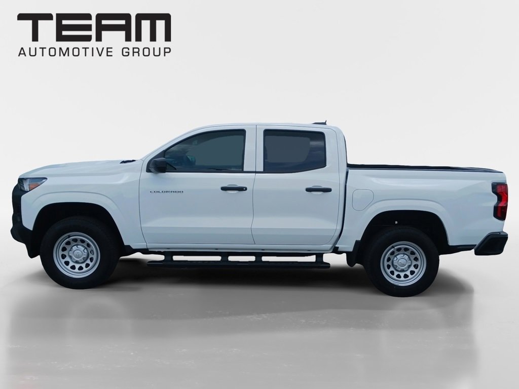 2025 Chevrolet Colorado LT photo 3