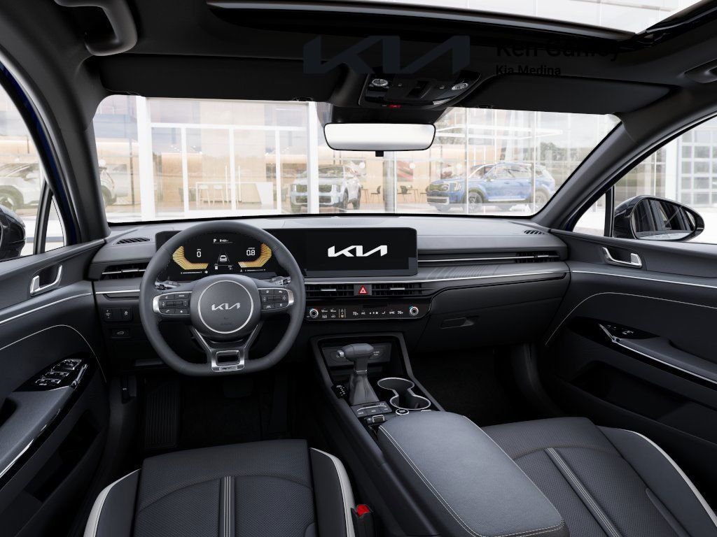 2026 Kia K5 GT-Line photo 12