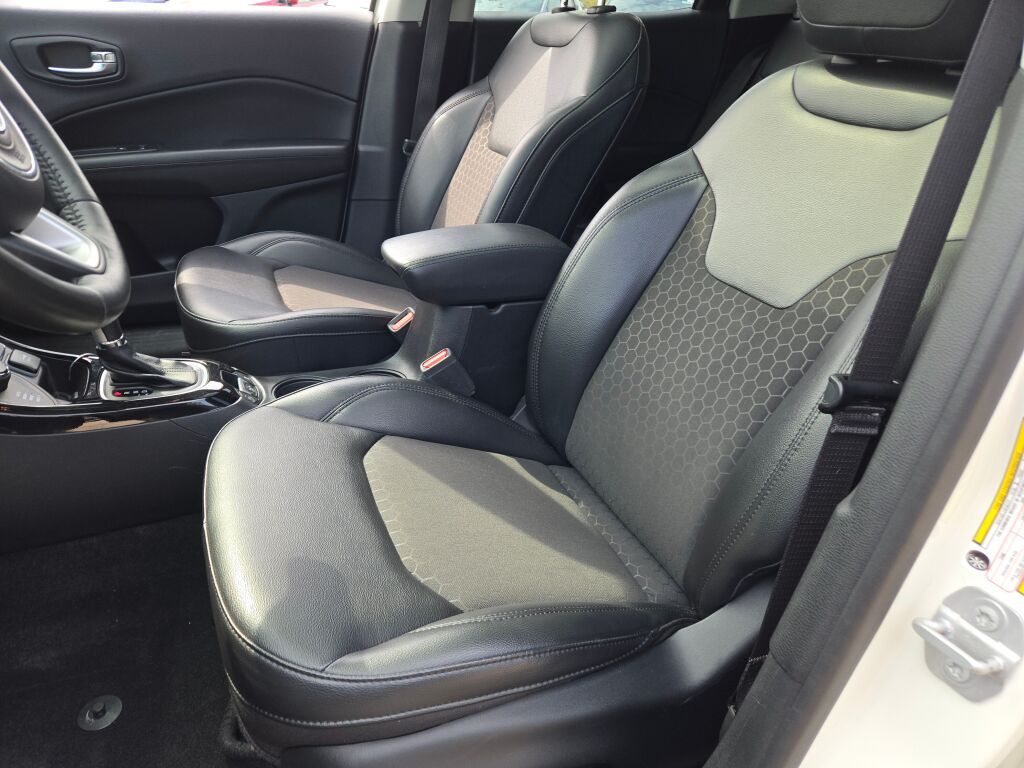 2020 Jeep Compass Altitude photo 18