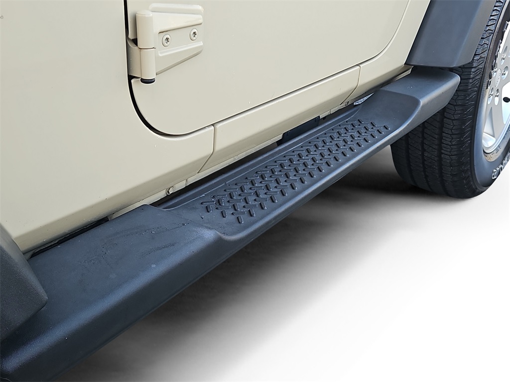 2011 Jeep Wrangler Sport photo 15