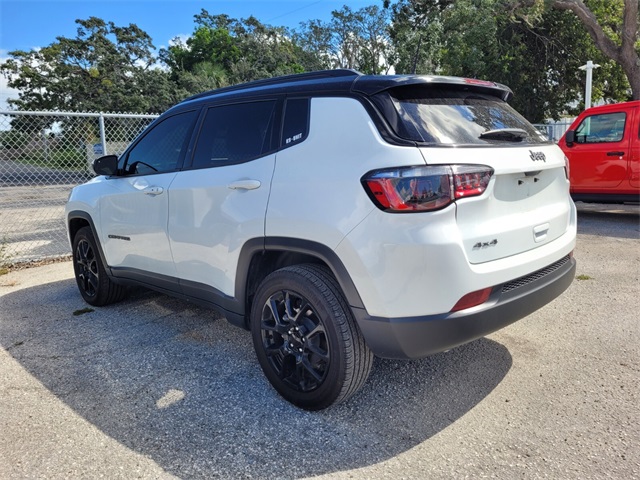 2024 Jeep Compass Altitude Special Edition photo 3