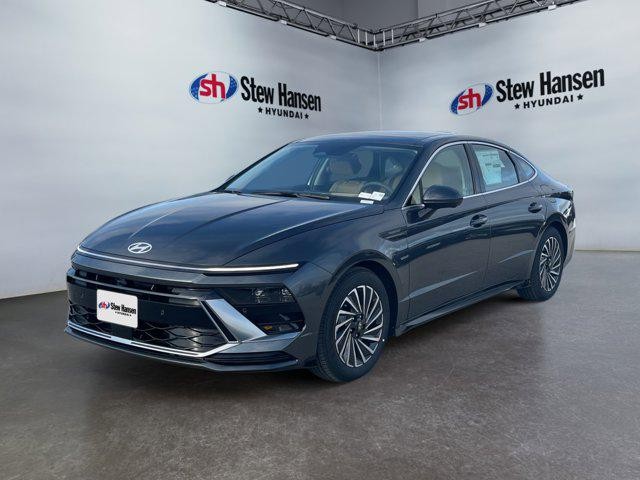 2025 Hyundai Sonata Hybrid
