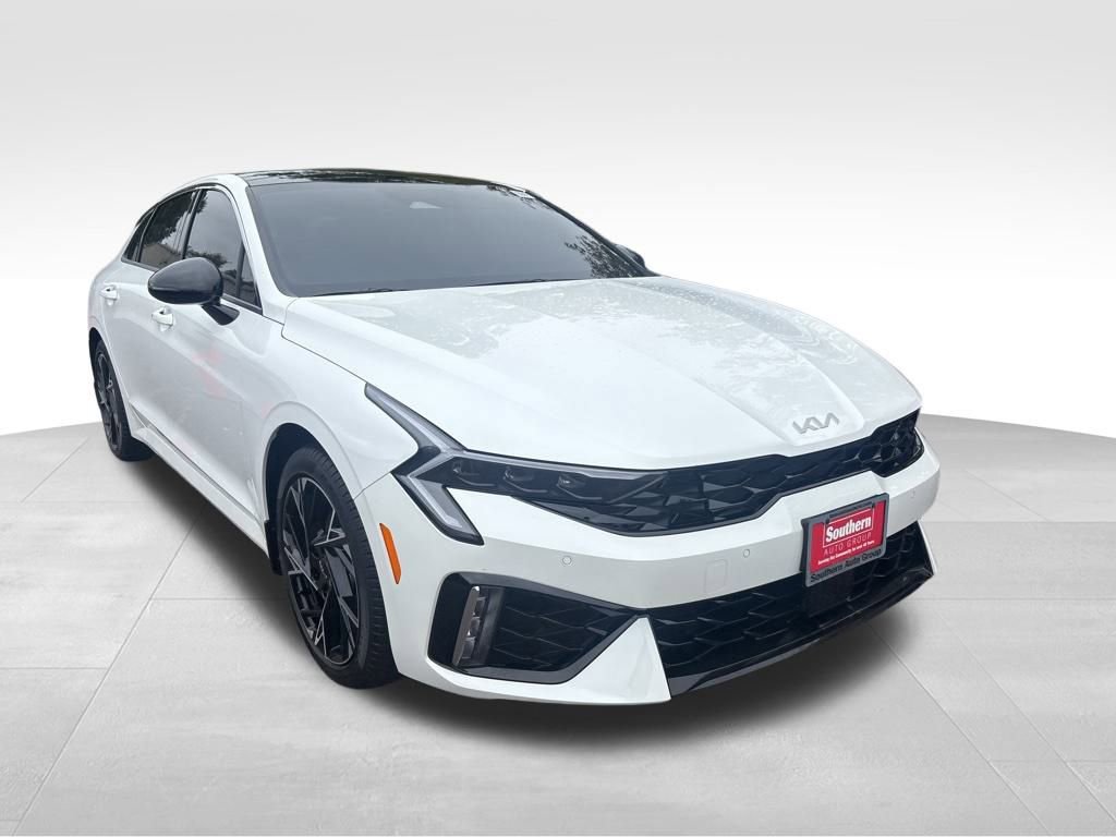 2025 Kia K5 GT-Line photo 6