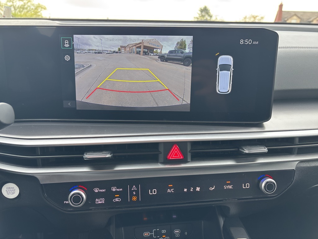 2024 Kia Sorento S photo 13