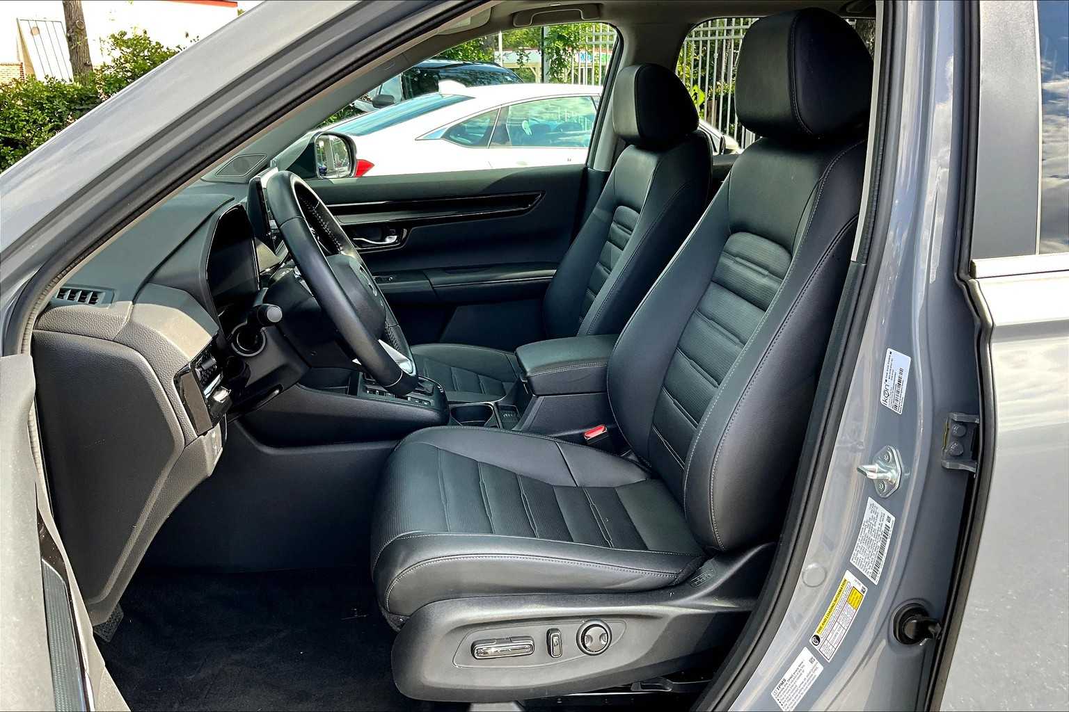 2025 Honda CR-V EX-L photo 7