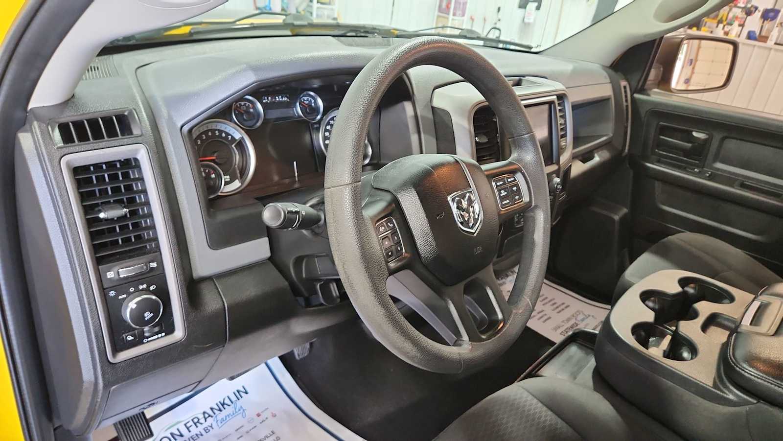 2019 Ram 1500 Classic Express photo 17