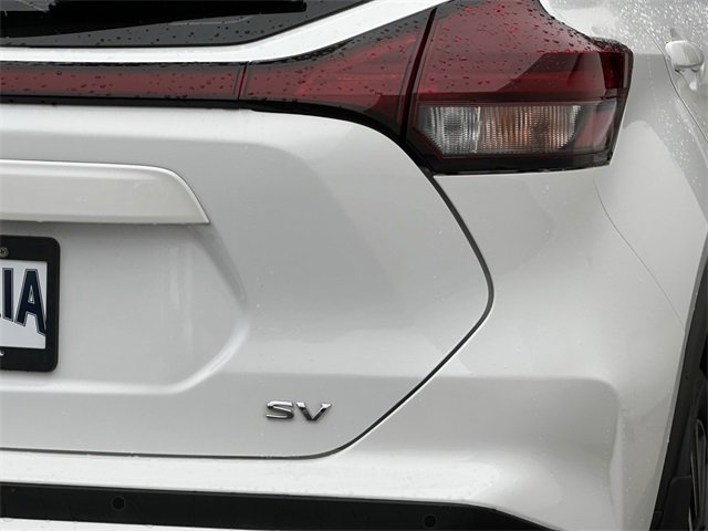 2023 Nissan Kicks SV photo 2