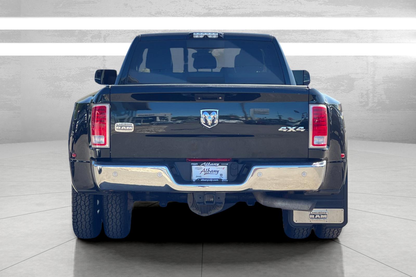 2018 Ram 3500 Laramie Longhorn photo 4