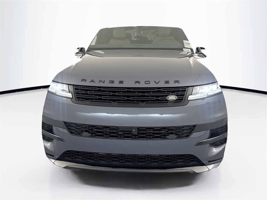 2025 Land Rover Range Rover Sport SE photo 2