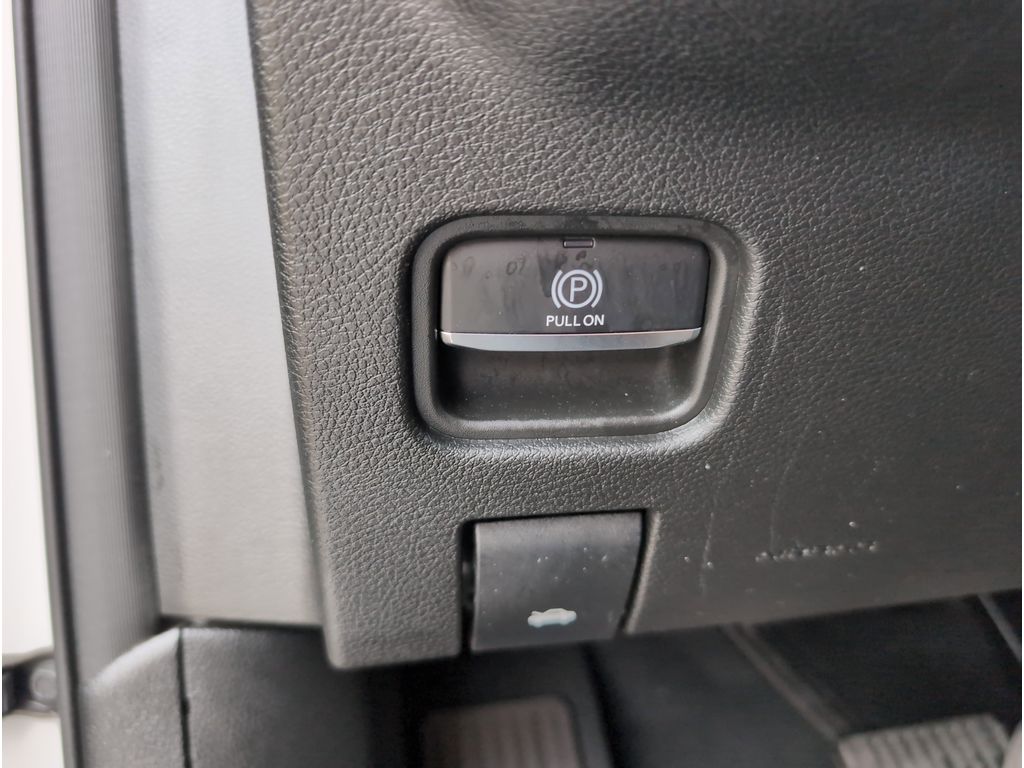 2023 Jeep Grand Cherokee Laredo photo 22