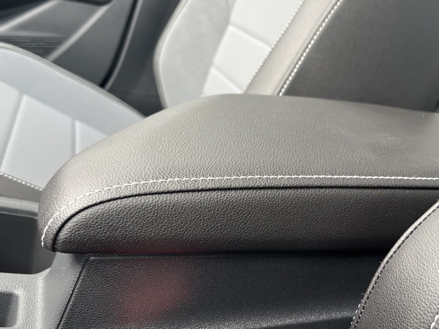 2026 Volkswagen Jetta SE photo 41