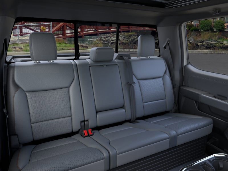 2025 Ford F-150 Lightning Lariat photo 11
