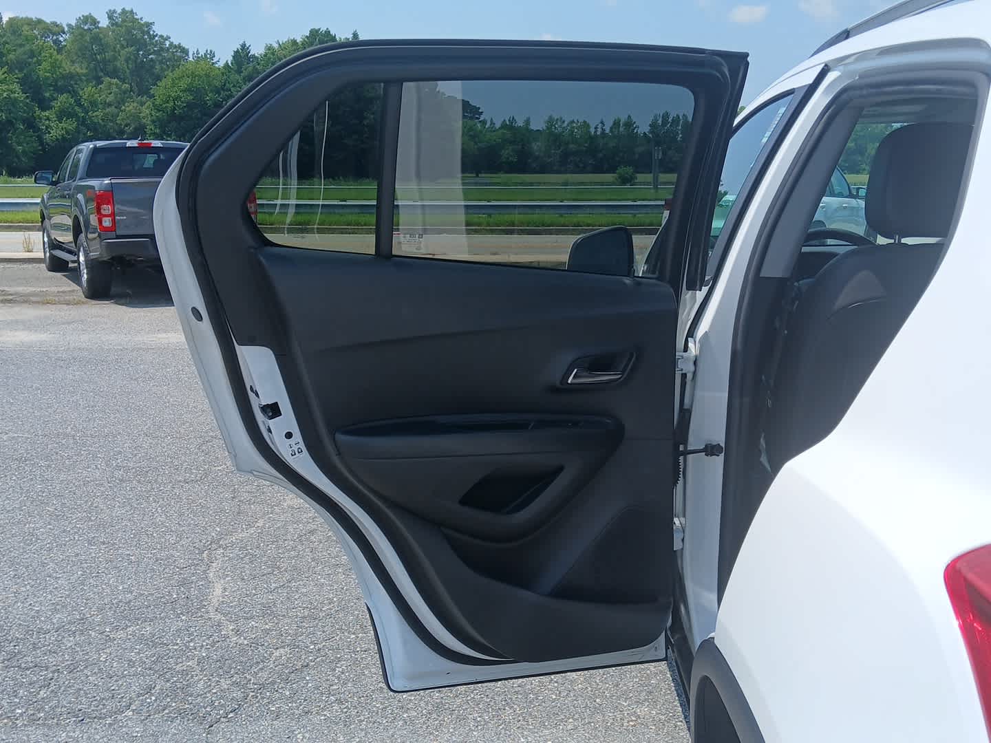 2022 Chevrolet Trax LT photo 13
