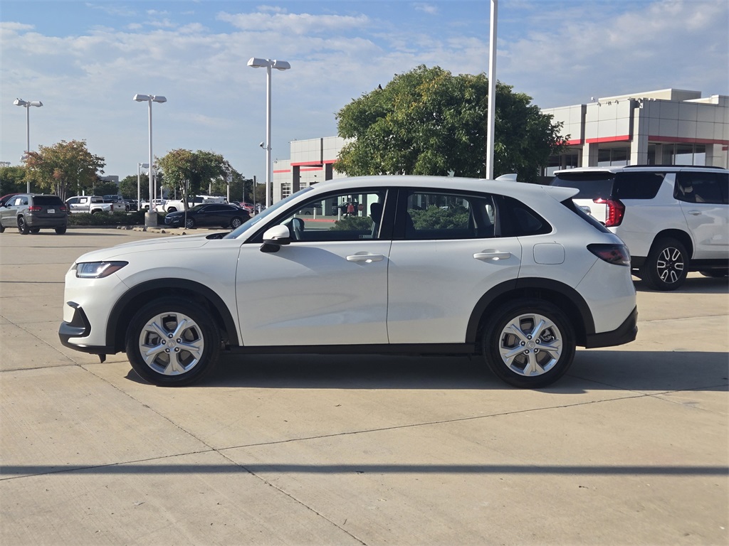 2023 Honda HR-V LX photo 4