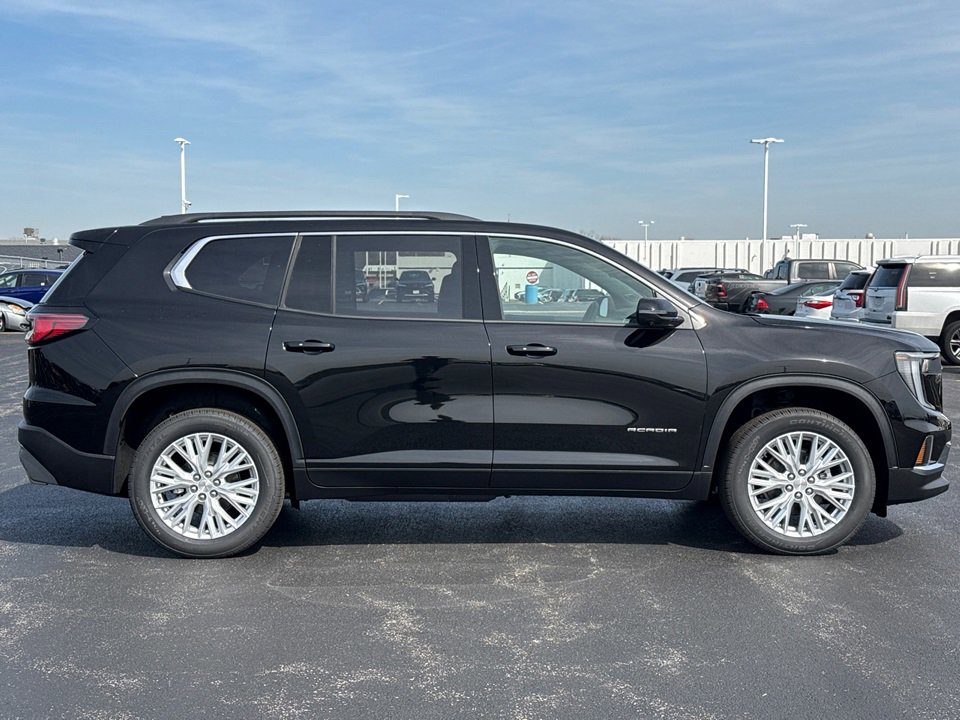 2025 GMC ACADIA - Image 8