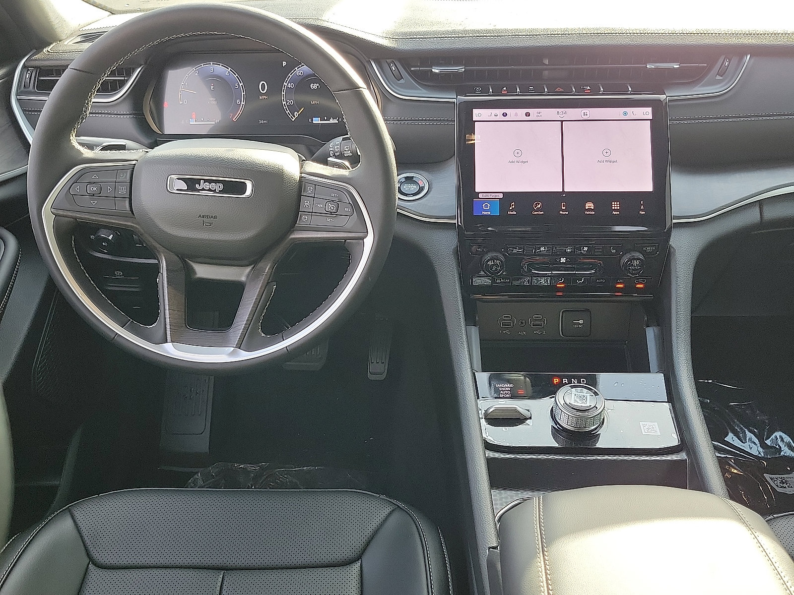 2025 Jeep Grand Cherokee Limited photo 2