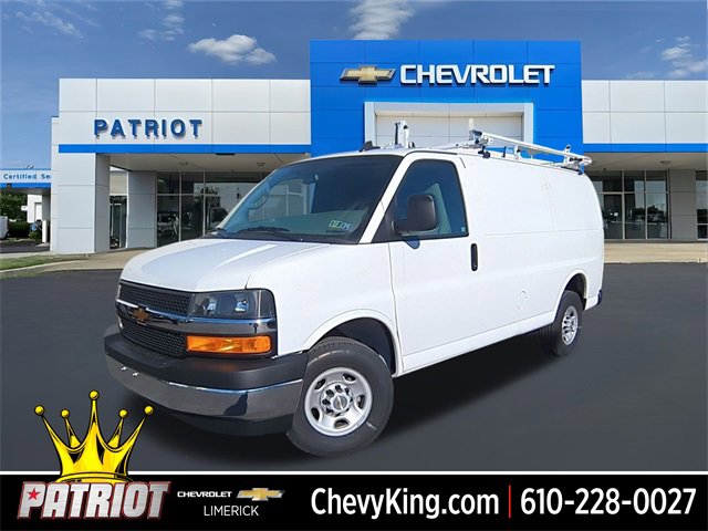 2024 Chevrolet Express Cargo Work Van's photo
