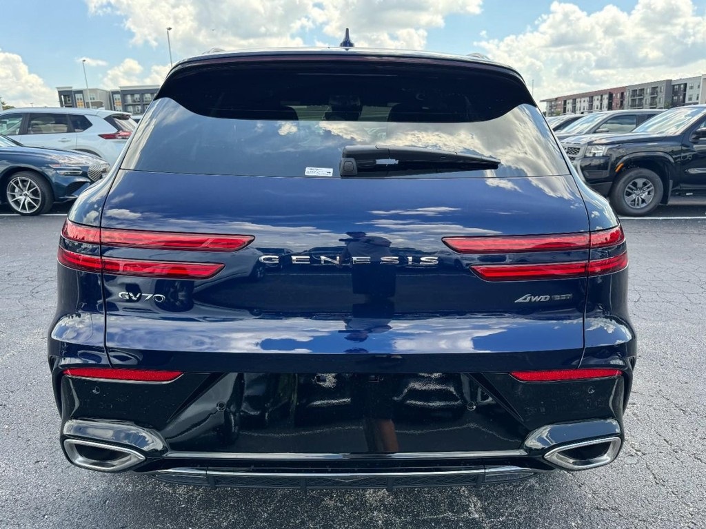 2026 Genesis GV70 3.5T Sport Prestige photo 4