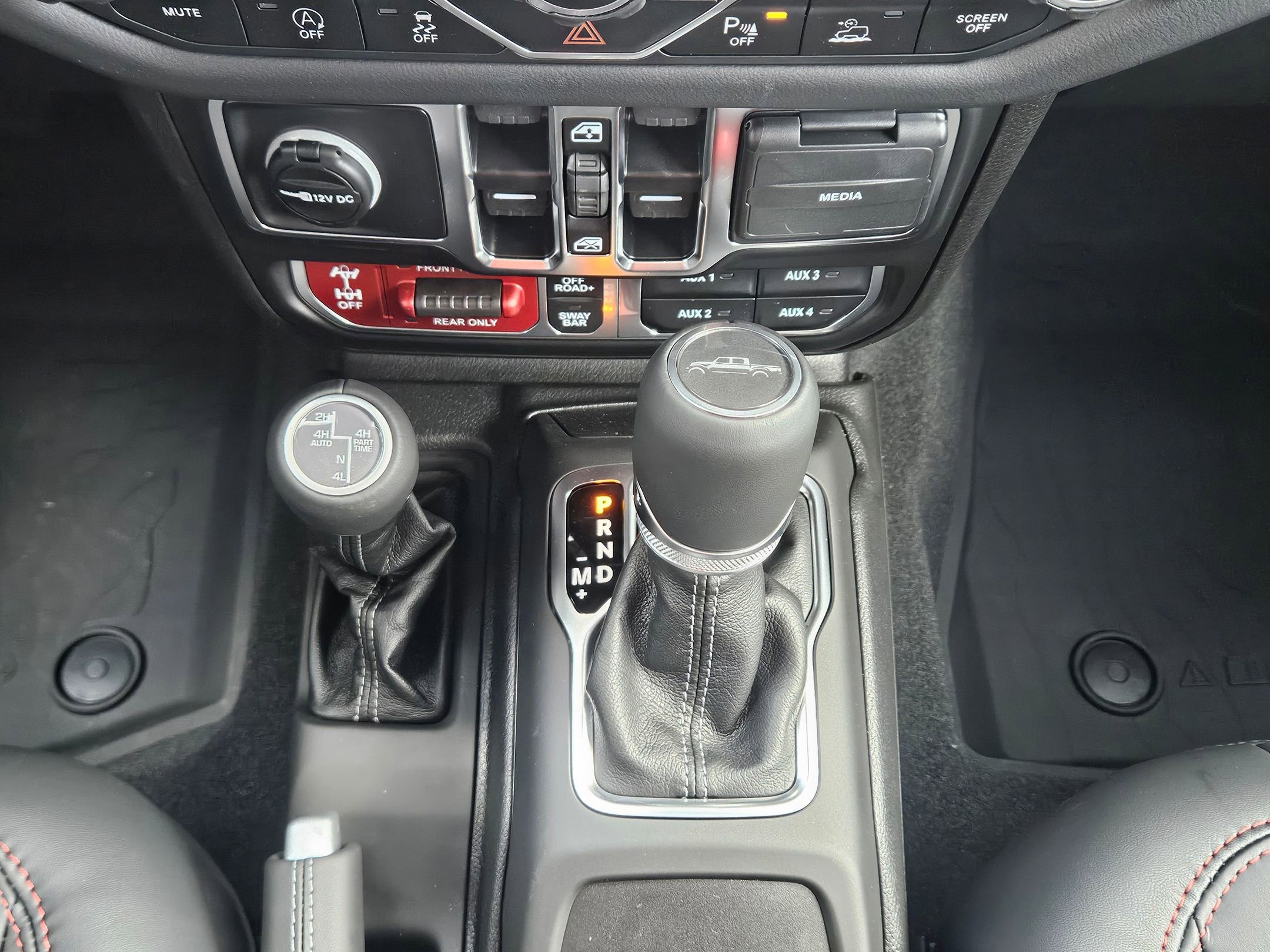 2025 Jeep Gladiator Rubicon photo 11