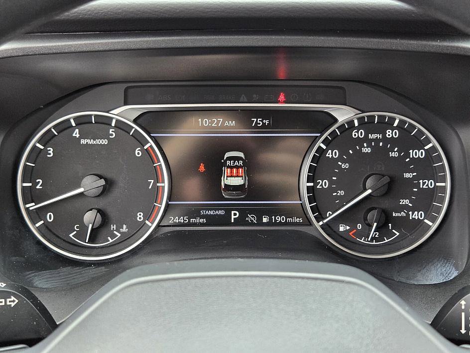 2025 Nissan Rogue S photo 17
