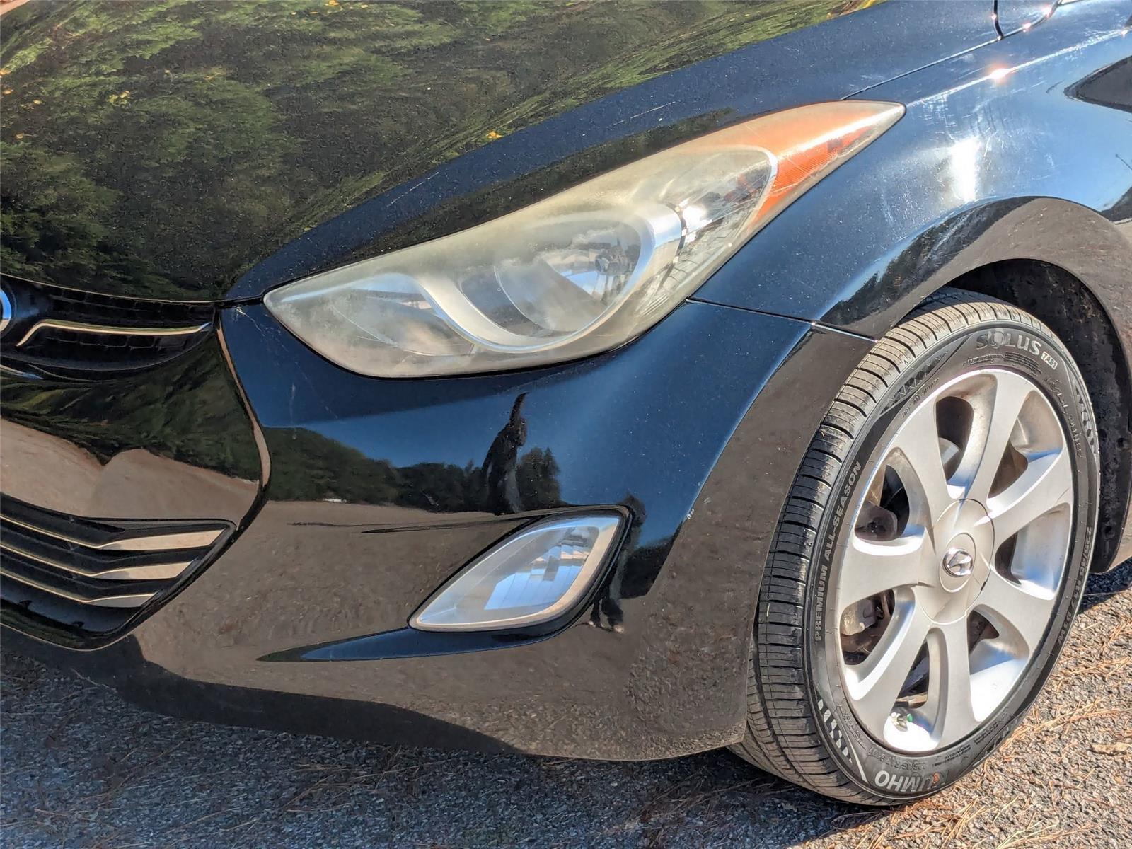 2013 Hyundai Elantra Limited photo 2