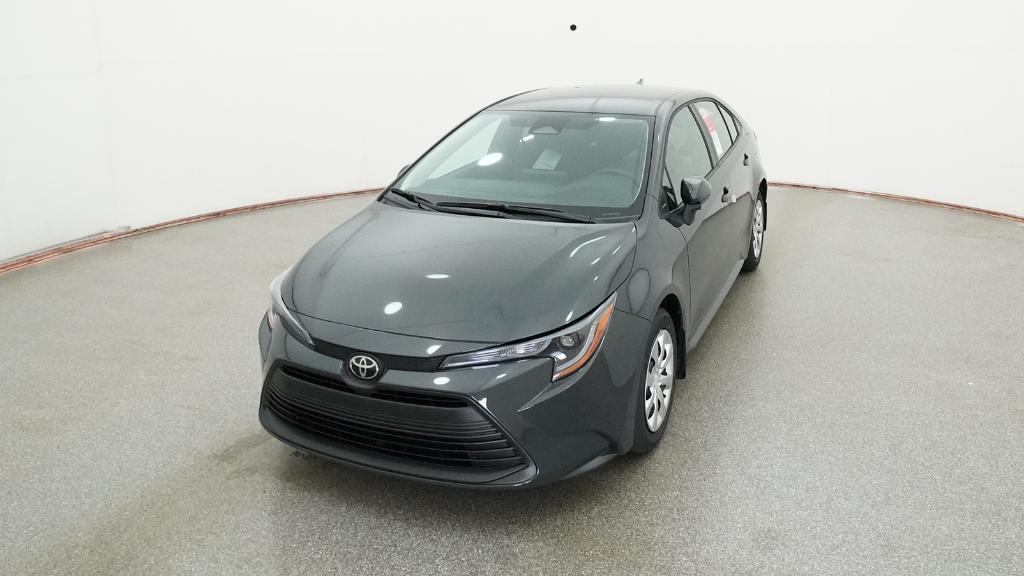 2026 Toyota Corolla LE photo 4