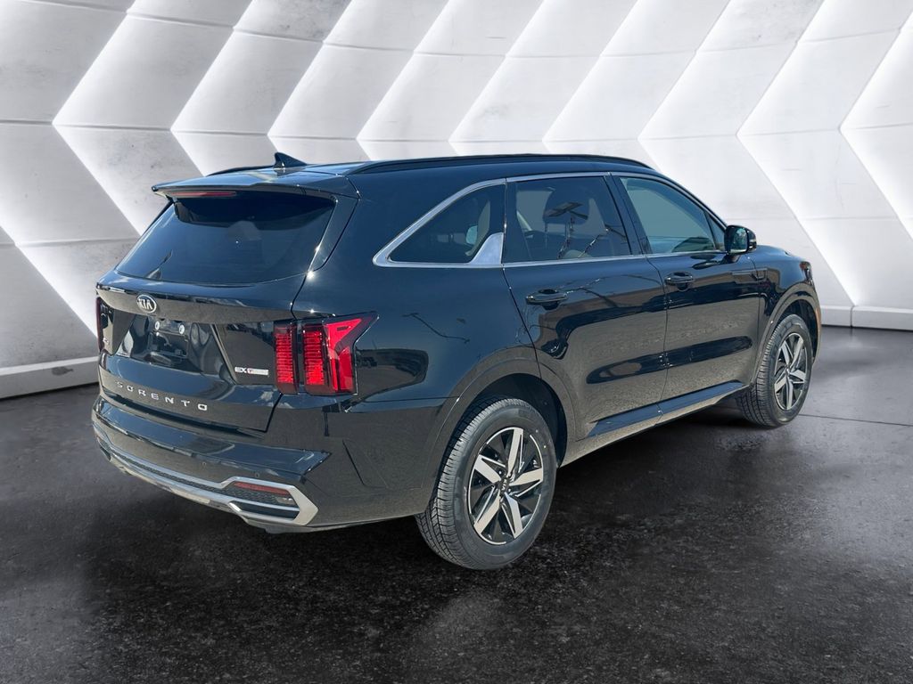 2021 Kia Sorento EX photo 4