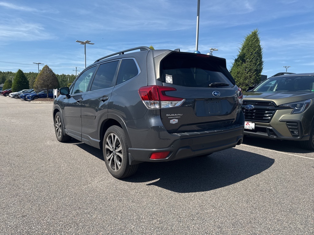 2021 Subaru Forester Limited photo 2