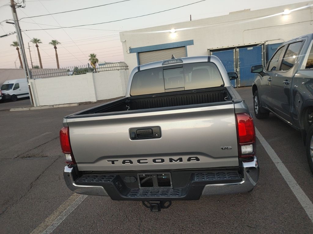 2020 Toyota Tacoma SR5 photo 4