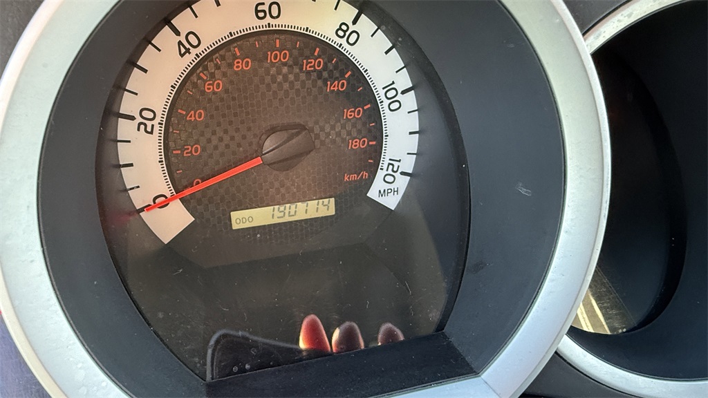 2014 Toyota Tacoma Base photo 2