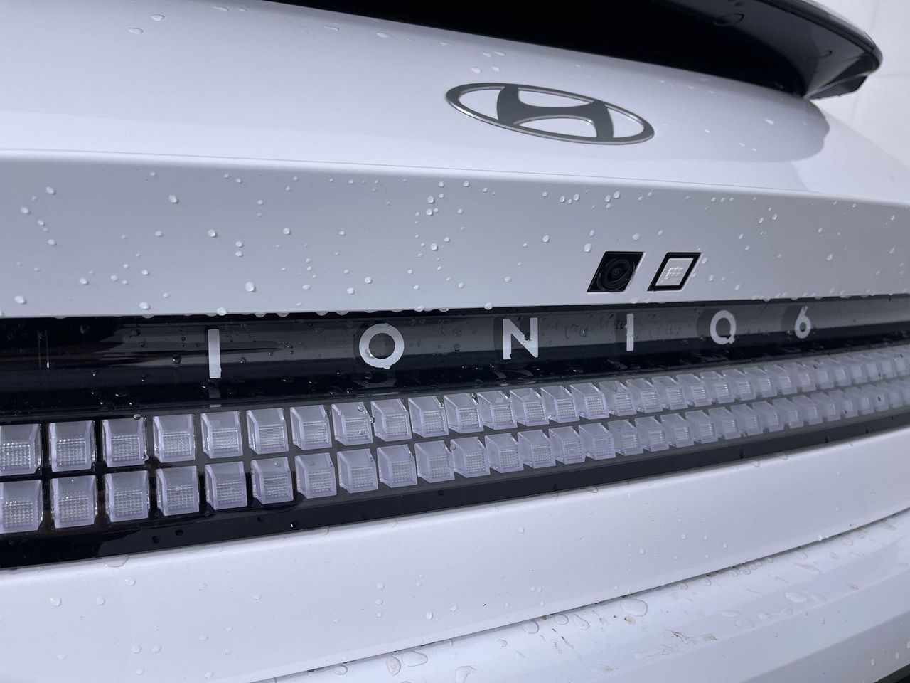 2025 Hyundai Ioniq 6 SE photo 12