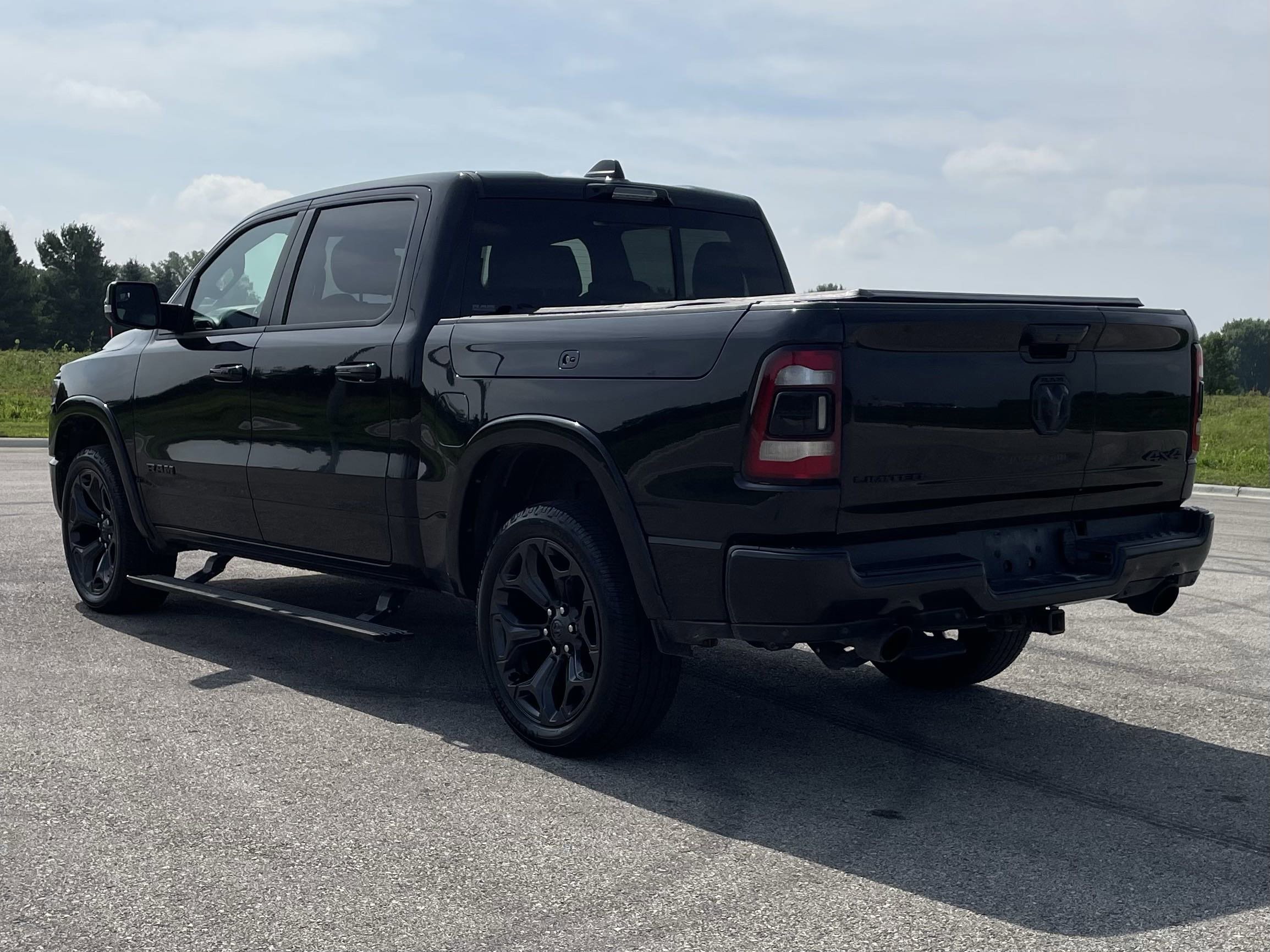 2021 Ram 1500 Limited photo 4