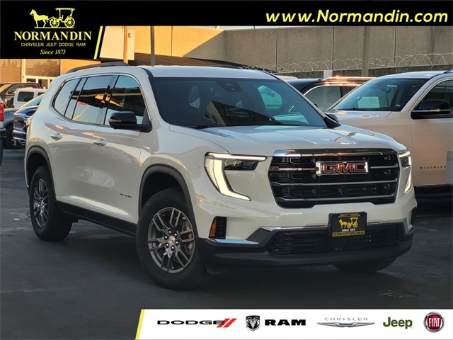 2025 GMC Acadia Elevation's photo