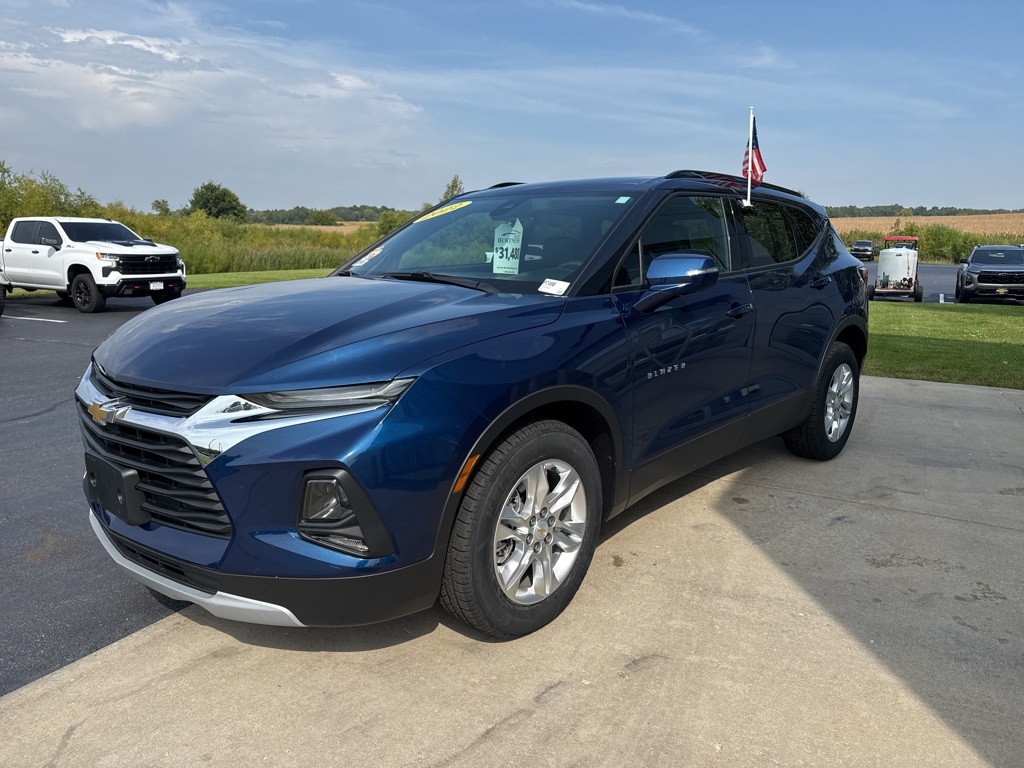 2022 Chevrolet Blazer 3LT photo 2