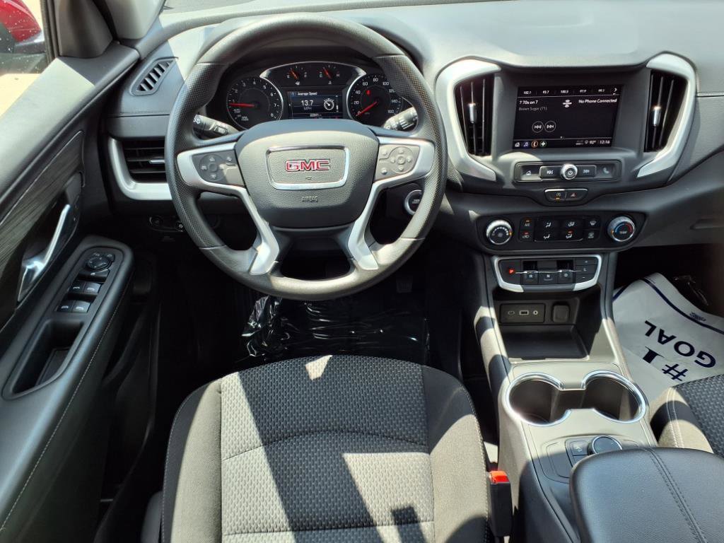 2024 Gmc Terrain SLE photo 3