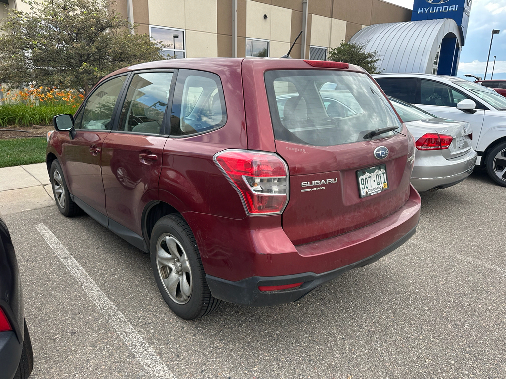 2014 Subaru Forester 2.5i photo 3