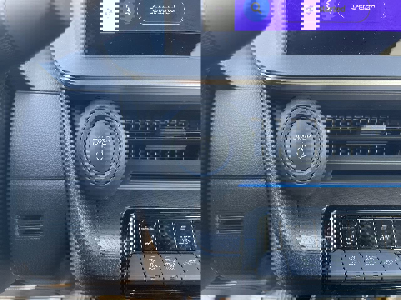 2025 Toyota Prius XLE photo 27
