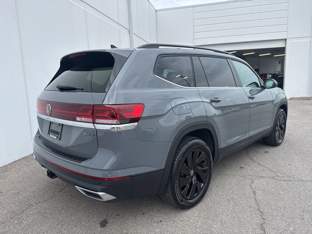 2026 Volkswagen Atlas SE Technology photo 6