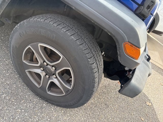 2018 Jeep Wrangler Unlimited Sport S photo 2