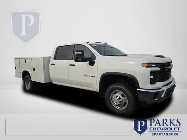 2026 Chevrolet Silverado 3500HD Work Truck's photo