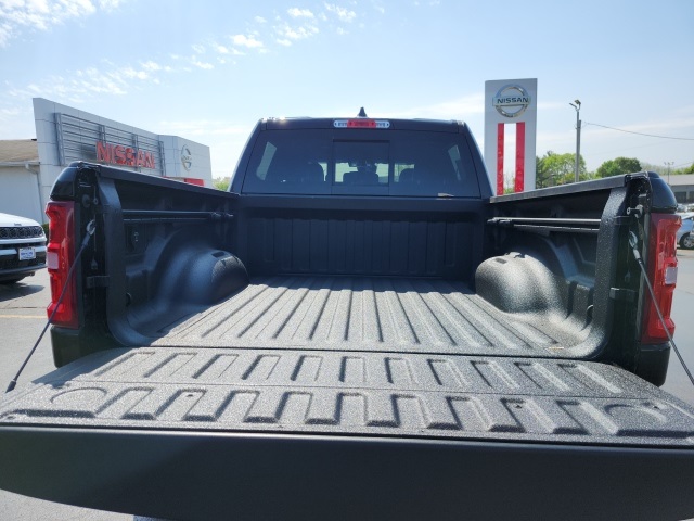 2025 Ram 1500 Laramie photo 7