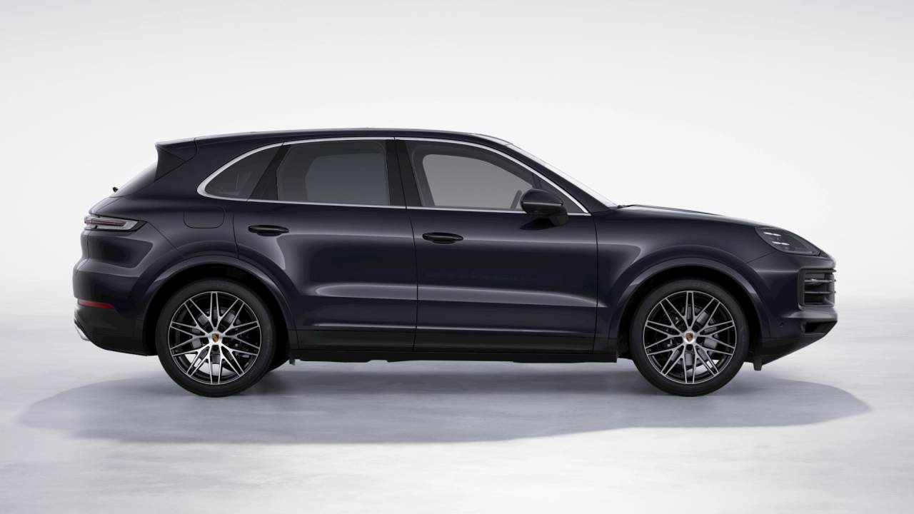 2026 Porsche Cayenne photo 3