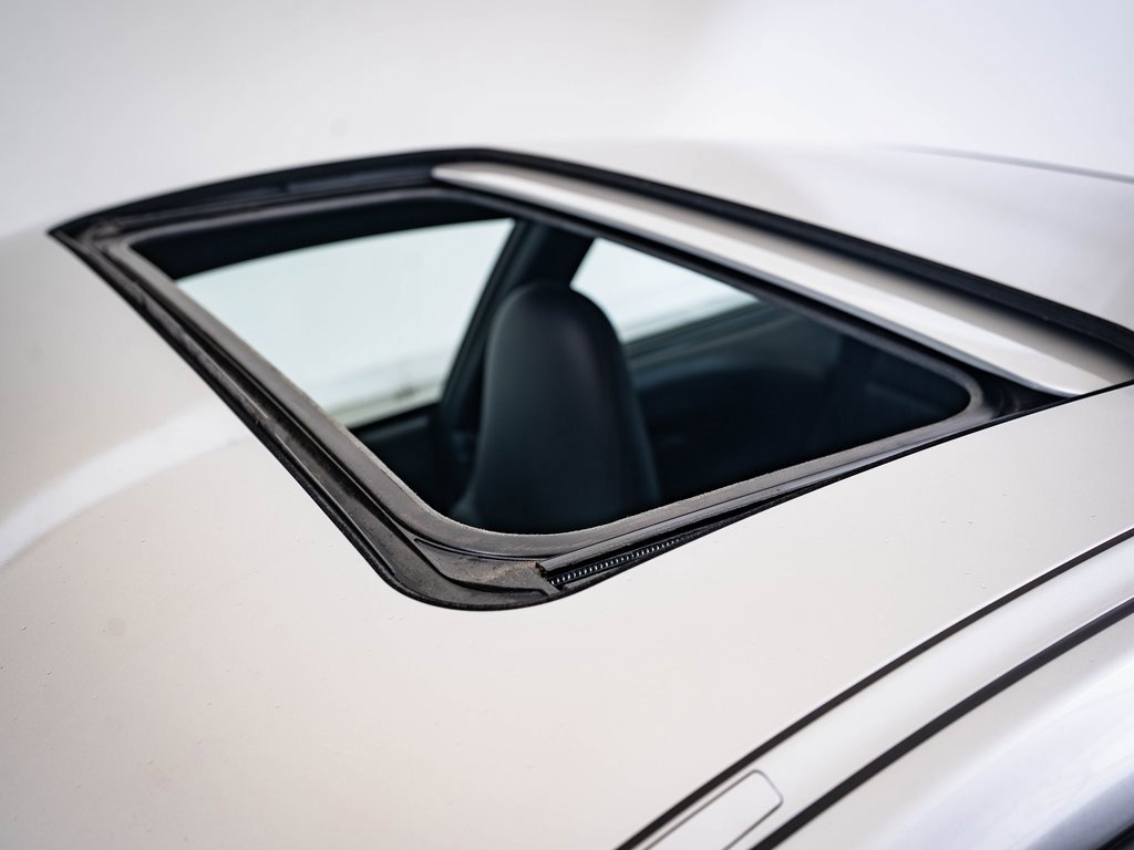 2004 Porsche 911 4S photo 12