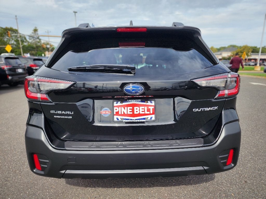 2022 Subaru Outback Premium photo 13