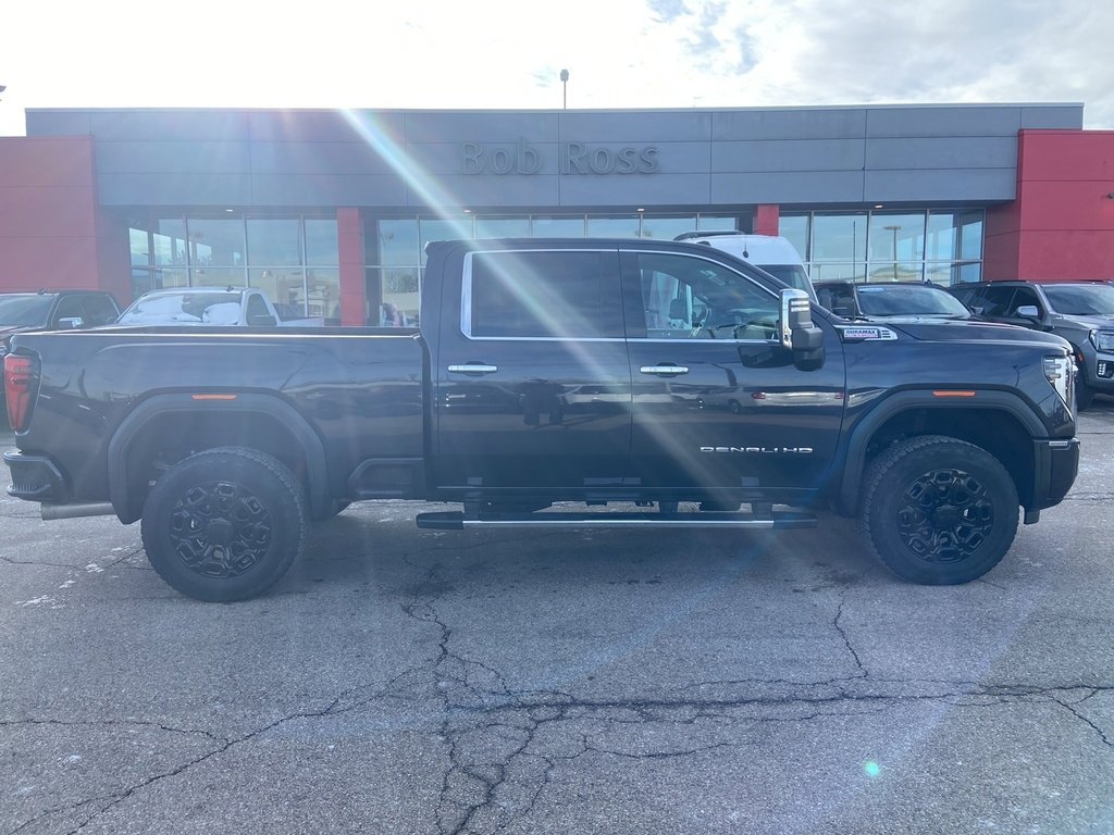 2024 GMC Sierra 3500HD Denali's photo