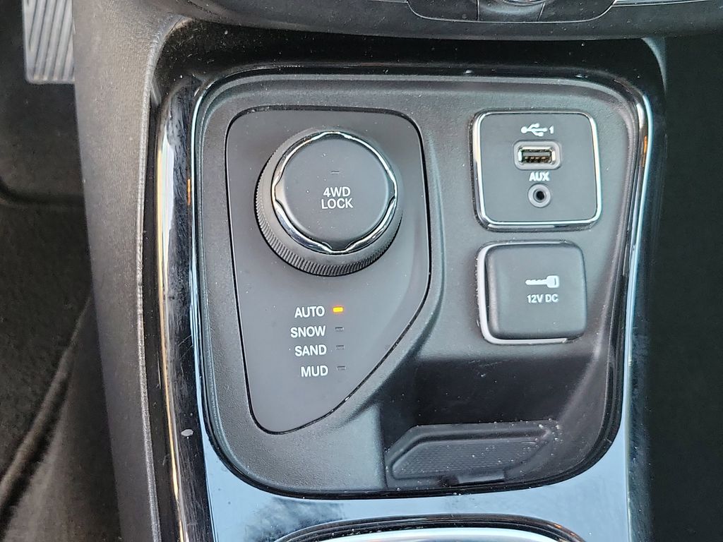 2021 Jeep Compass Limited photo 21